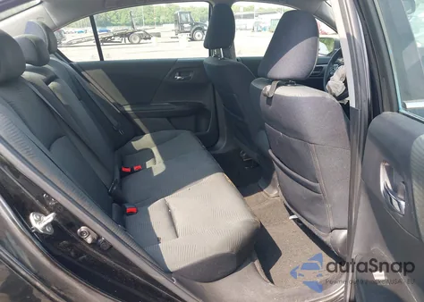2015 Honda Accord Lx z USA, uszkodzony, nr VIN 1HGCR2F37FA250792